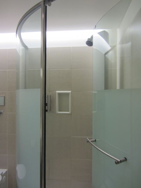 American Airlines Arrivals Lounge London Heathrow