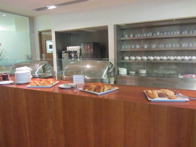 American Airlines Arrivals Lounge London Heathrow