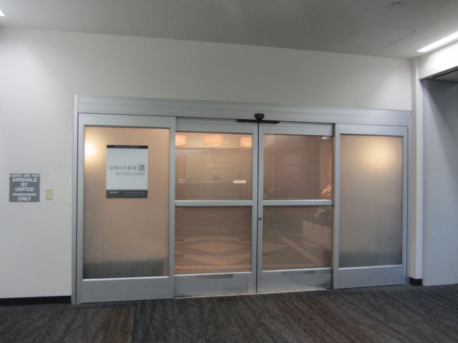 United Arrivals Lounge SFO