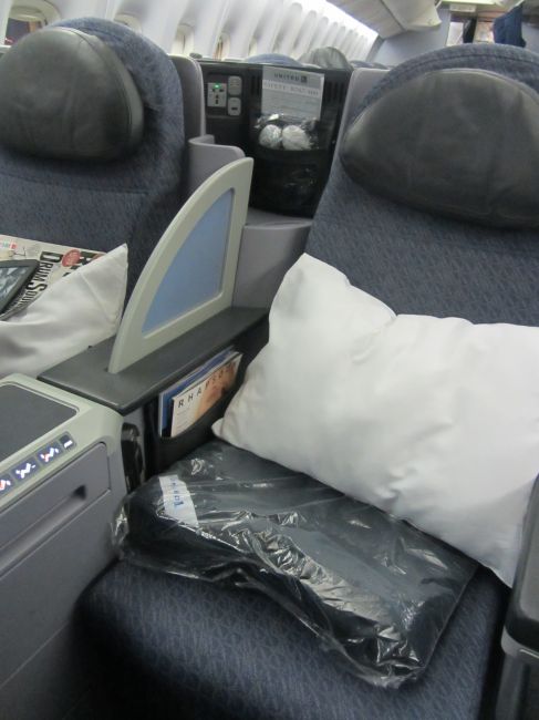 United Airlines Business Class Newark to Milan